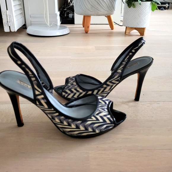 Via Spiga Zebra Print Satin Sling Back Heels Platform Size 8 1/2M - Picture 7 of 15